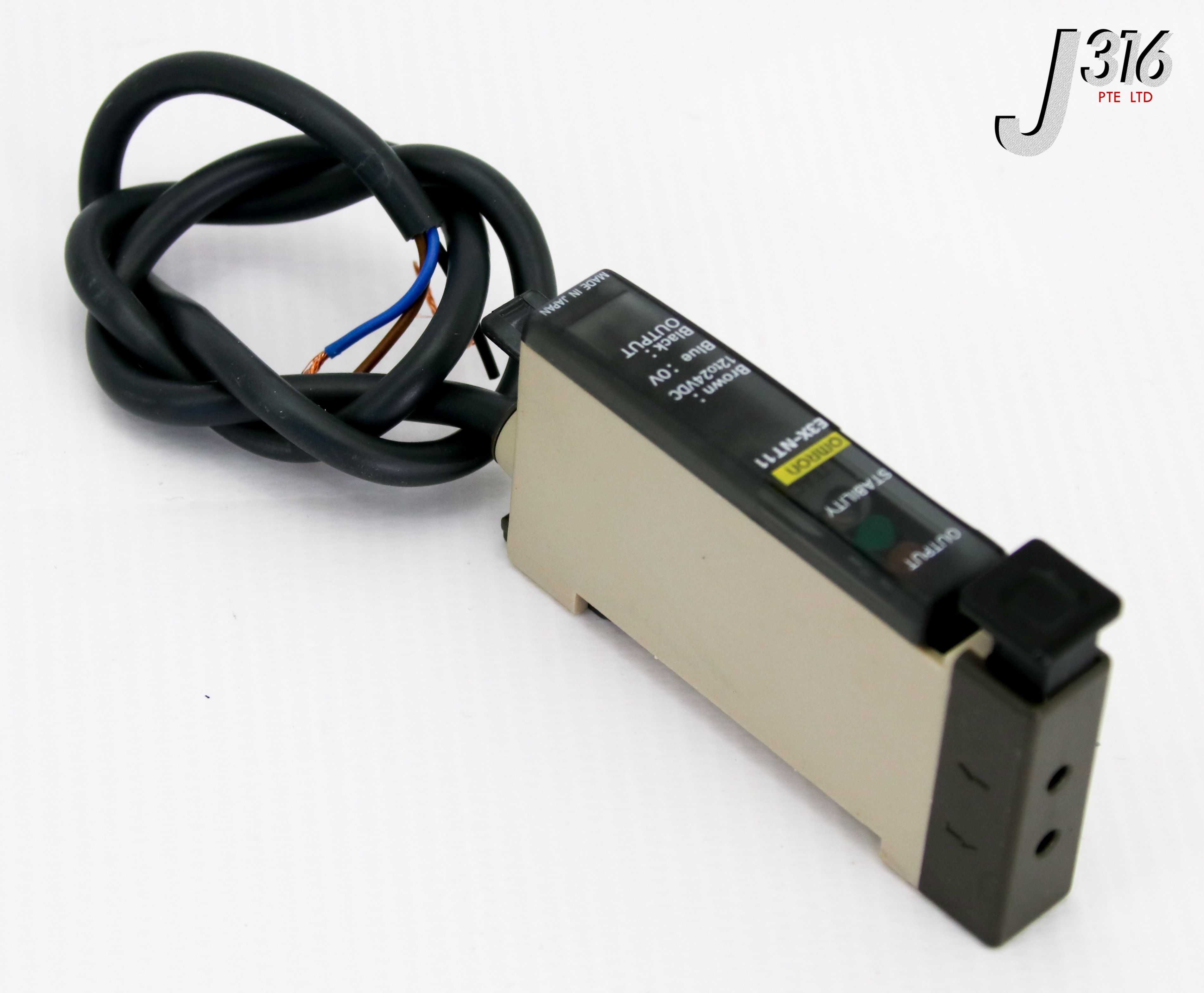 19563 OMRON PHOTOELECTRIC SWITCH E3X-NT11 | eBay